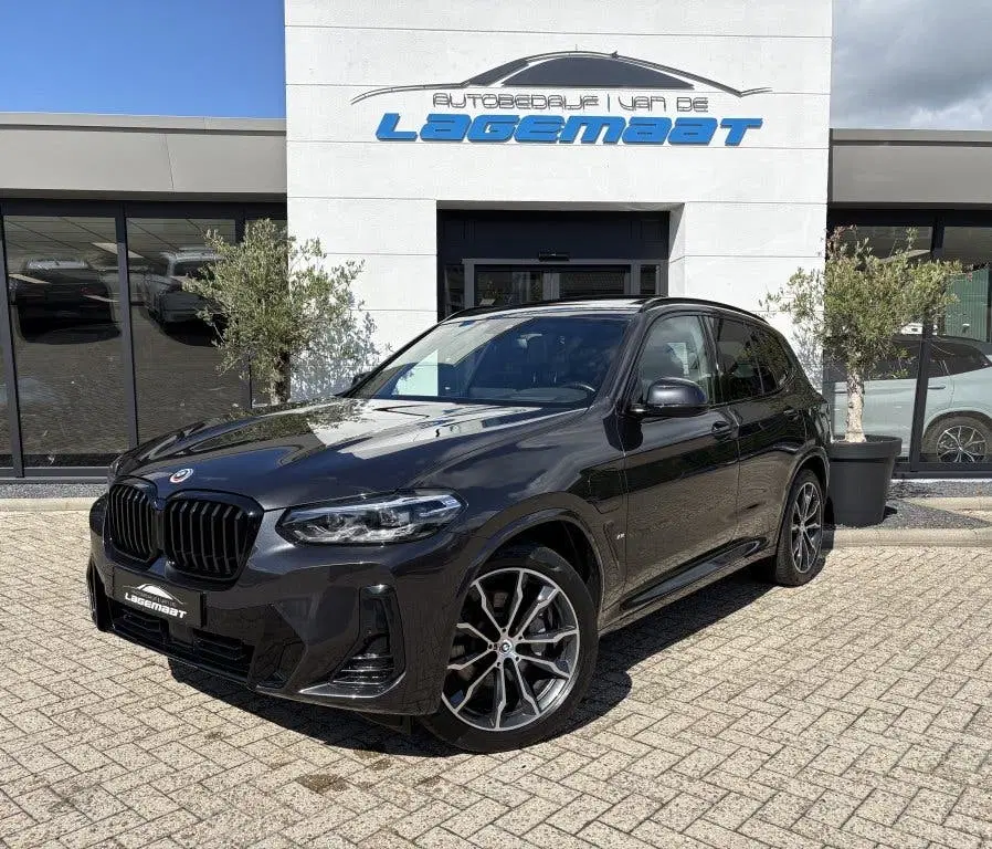 BMW X3 xDrive 30e M-Sport 292PK uit 2022