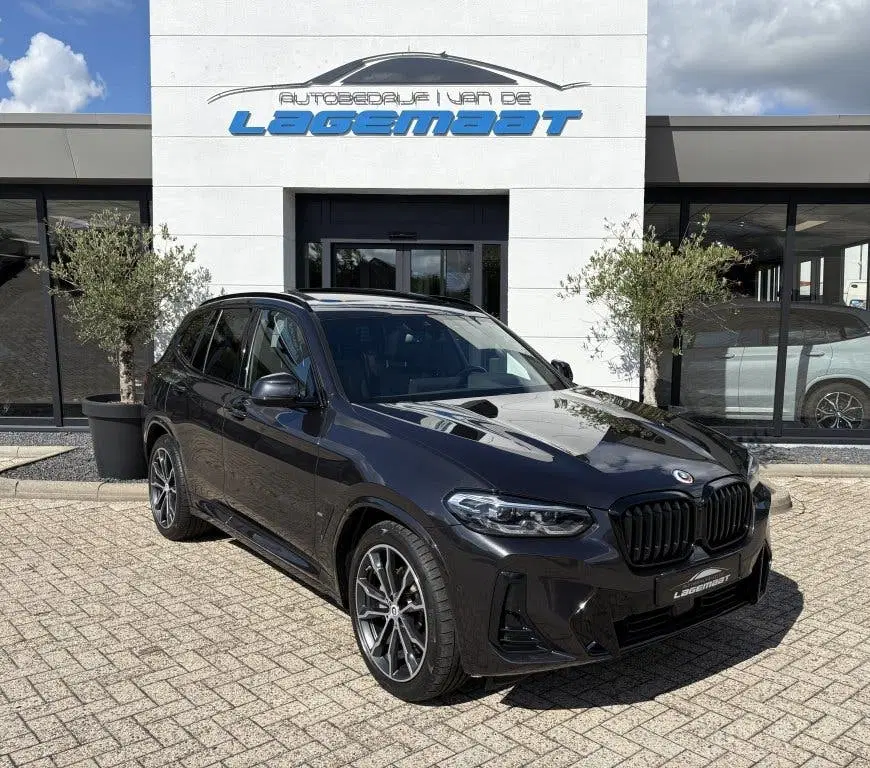 BMW X3 xDrive 30e M-Sport 292PK uit 2022, foto 3