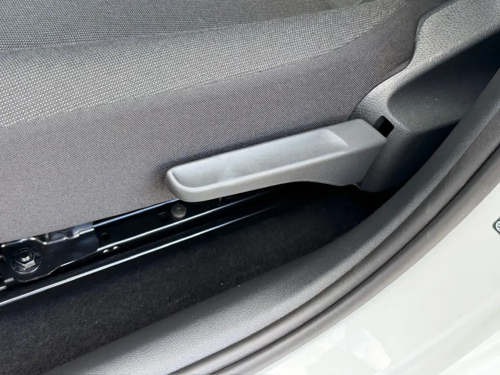 Volkswagen Up! 1.0 5-deurs | Camera | Cruise | Airco | Bluet uit 2021, foto 16