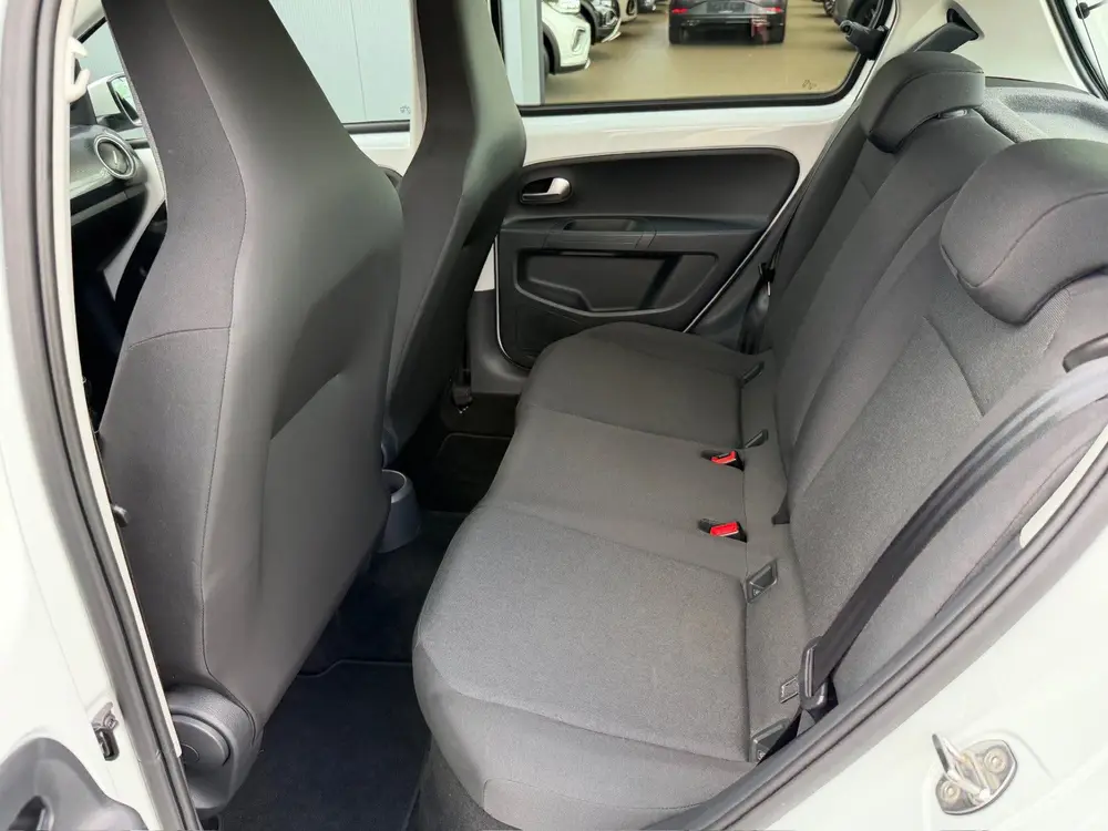 Volkswagen Up! 1.0 5-deurs | Camera | Cruise | Airco | Bluet uit 2021, foto 17