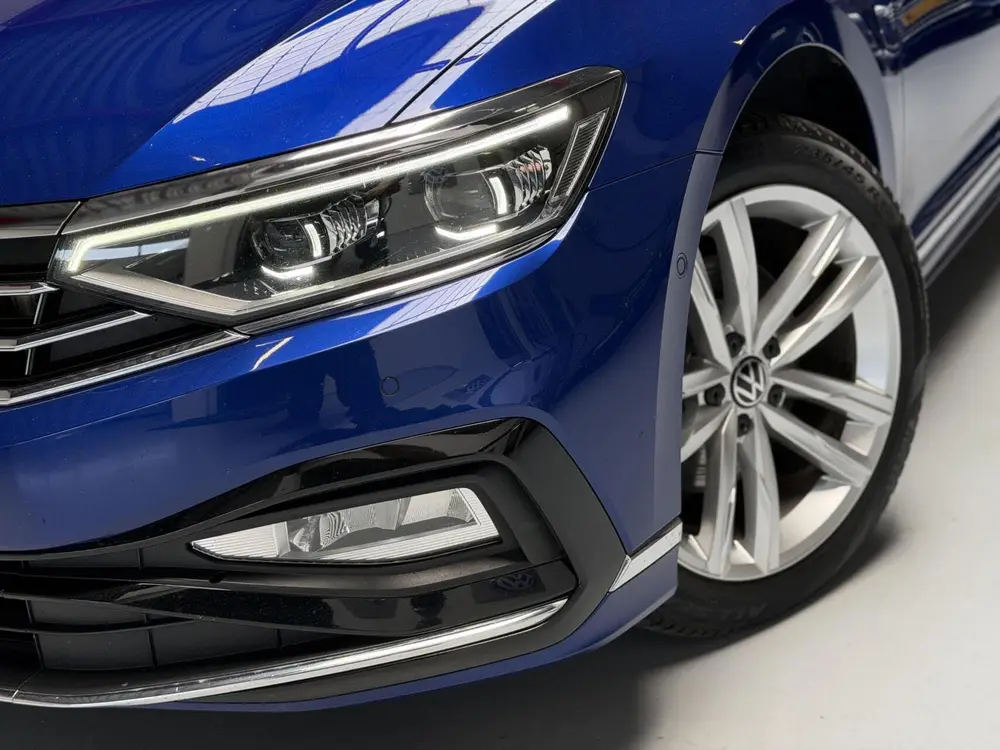 Volkswagen Passat Variant 1.5 TSI R-Line | Matrix | Camera uit 2021, foto 4
