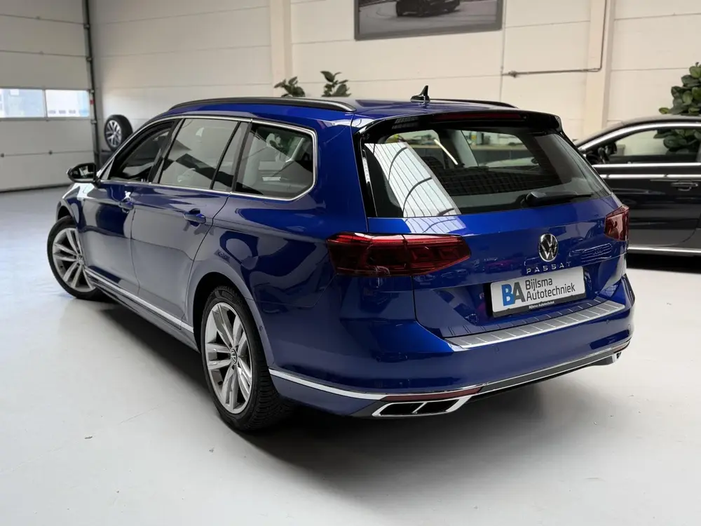 Volkswagen Passat Variant 1.5 TSI R-Line | Matrix | Camera uit 2021, foto 8