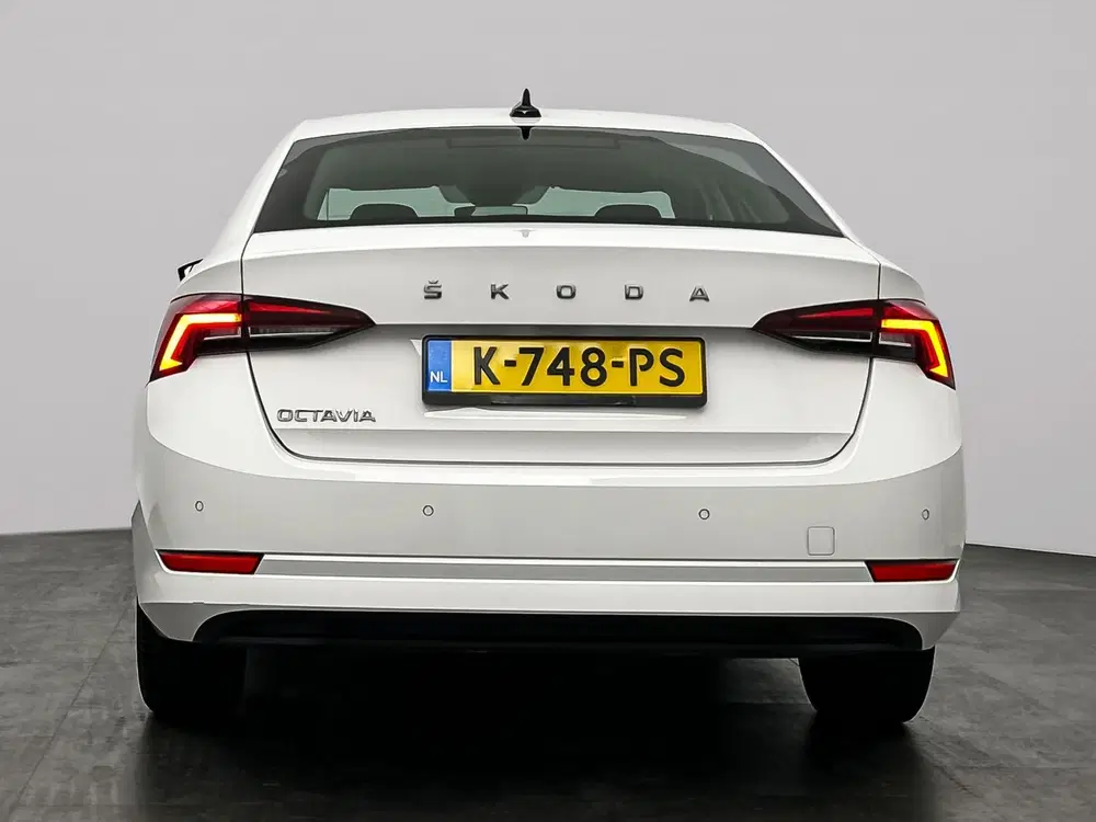 Skoda Octavia 1.0 TSI Ambition uit 2021, foto 5