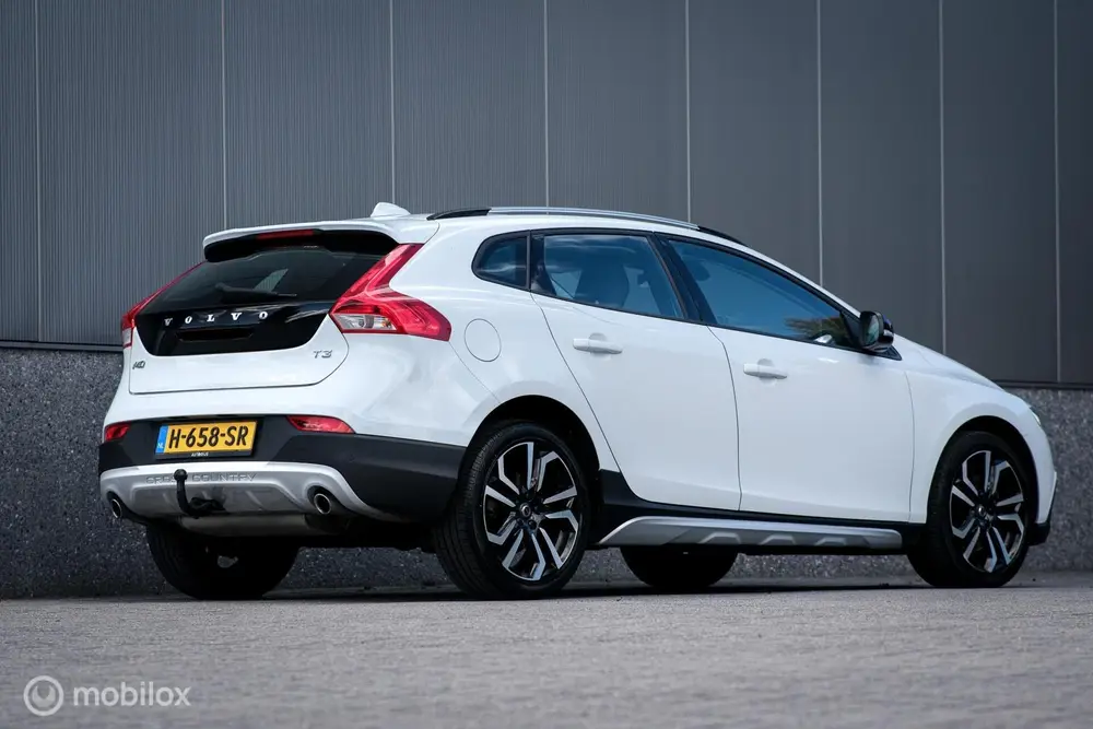Volvo V40 1.5 T3 Polar+ Automaat | Trekhaak | uit 2019, foto 11