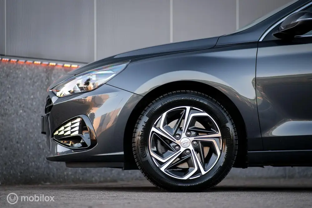 Hyundai i30 1.0 T-GDi MHEV Comfort Smart uit 2023, foto 9