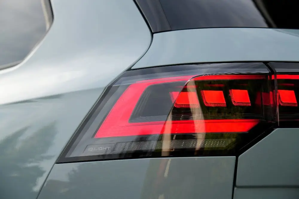 Volkswagen Golf Variant 1.5 TSI R-line | IQLight | Head-Up | uit 2025, foto 11