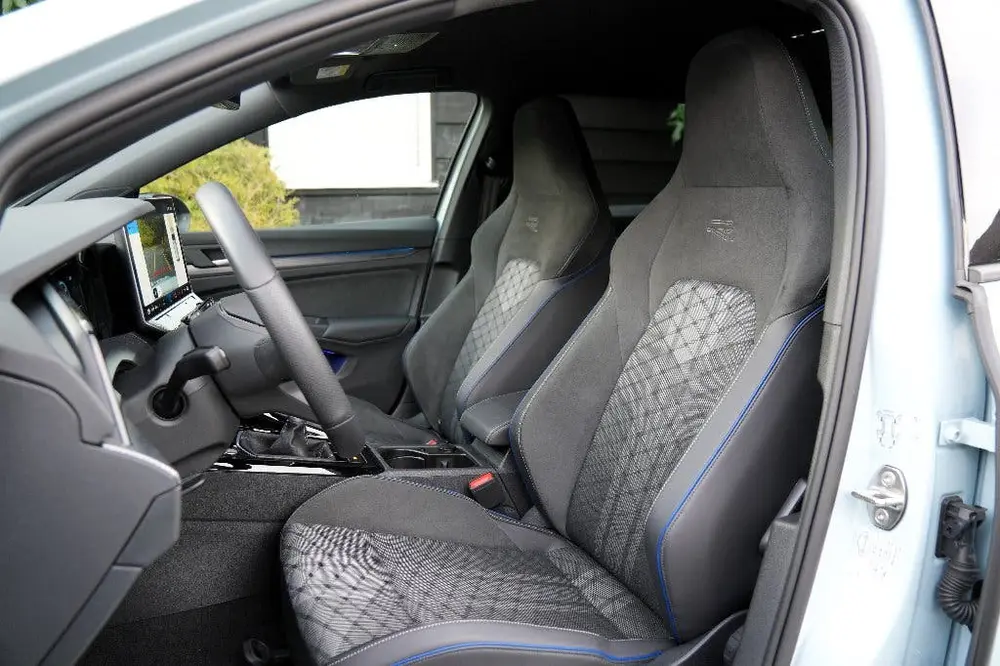 Volkswagen Golf Variant 1.5 TSI R-line | IQLight | Head-Up | uit 2025, foto 4