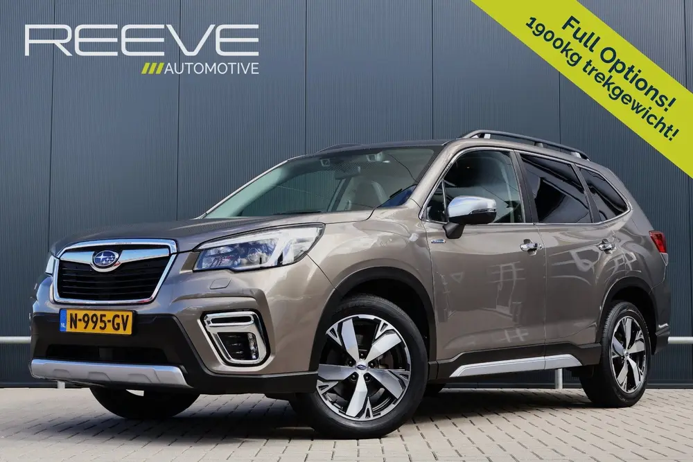 Subaru Forester 2.0i e-BOXER Premium 4WD | Trekhaak | Leer | uit 2021
