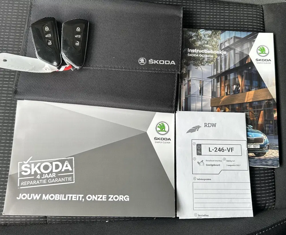 Skoda Octavia 1.5 e-TSI Business Edition 150PK uit 2021, foto 19