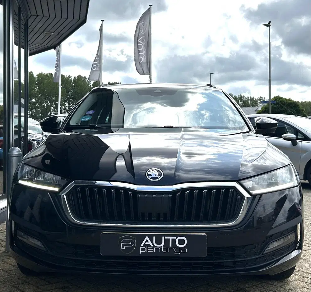 Skoda Octavia 1.5 e-TSI Business Edition 150PK uit 2021, foto 4