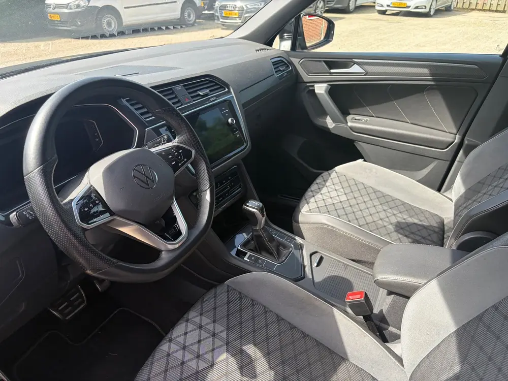 Volkswagen Tiguan 1.4 TSI eHybrid R-Line Business+ uit 2022, foto 13