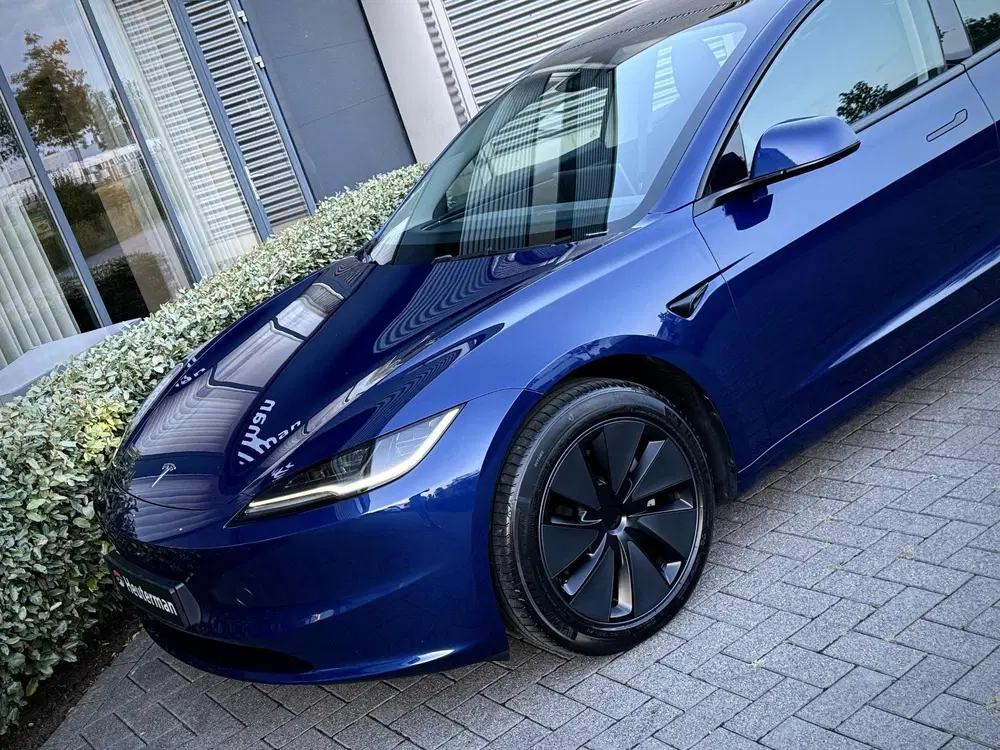 Tesla Model 3 Premium Long Range AWD Highland uit 2024, foto 13