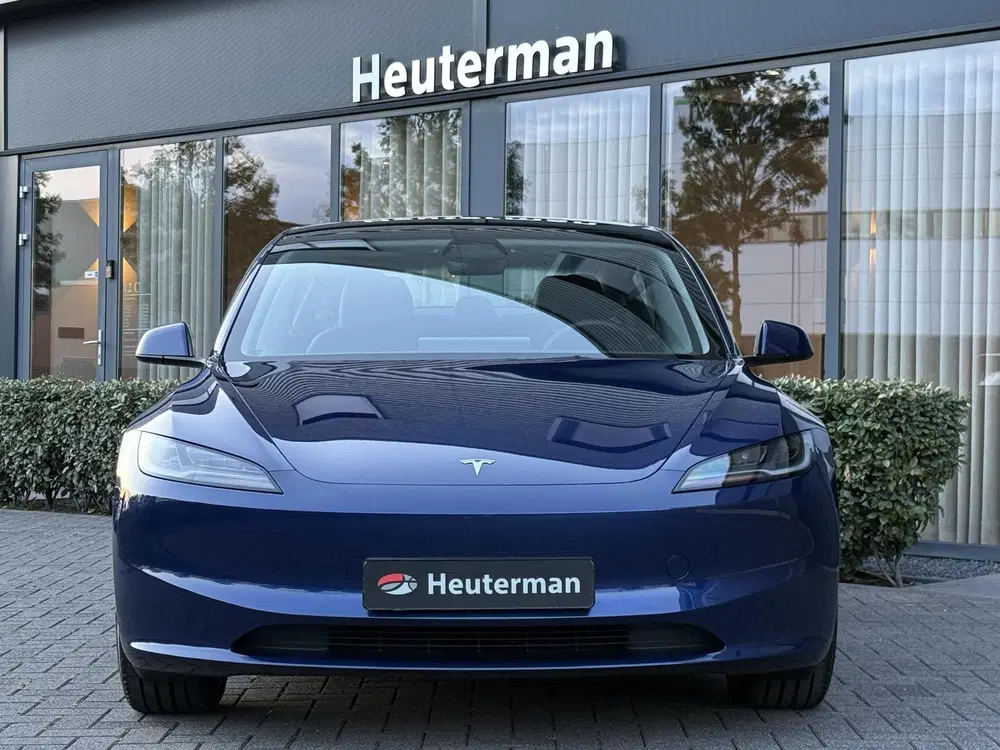 Tesla Model 3 Premium Long Range AWD Highland uit 2024, foto 5