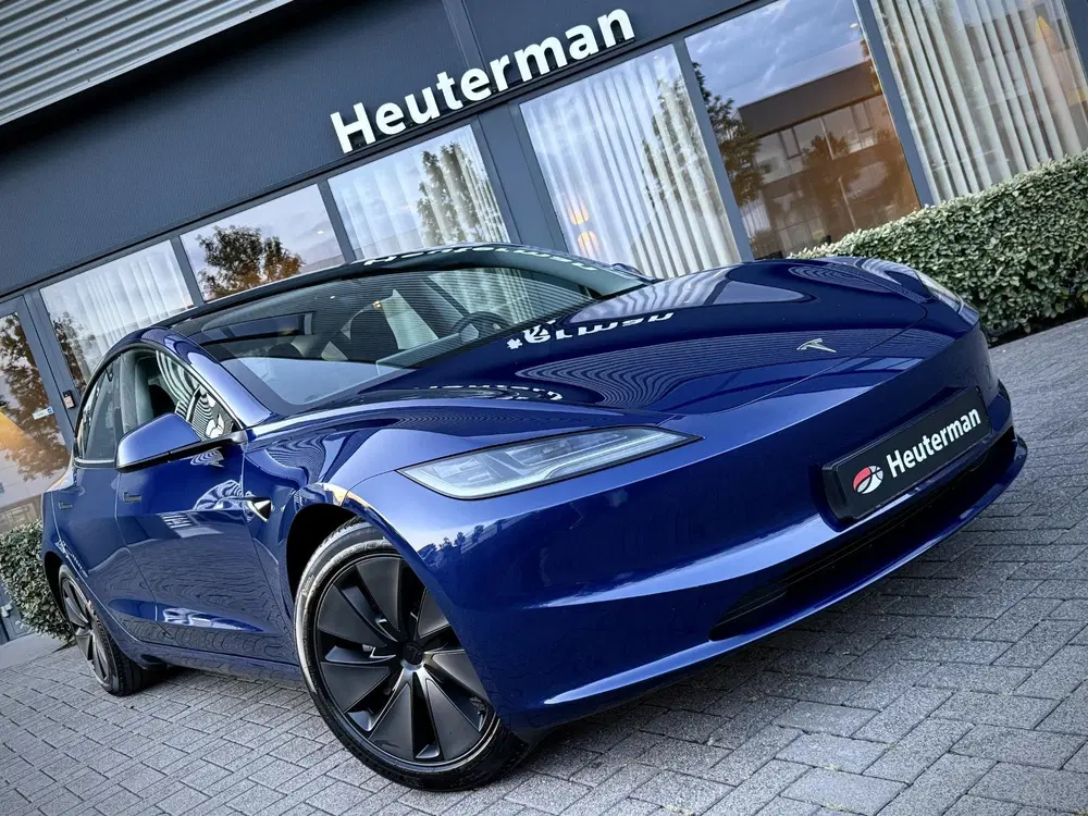 Tesla Model 3 Premium Long Range AWD Highland uit 2024, foto 7