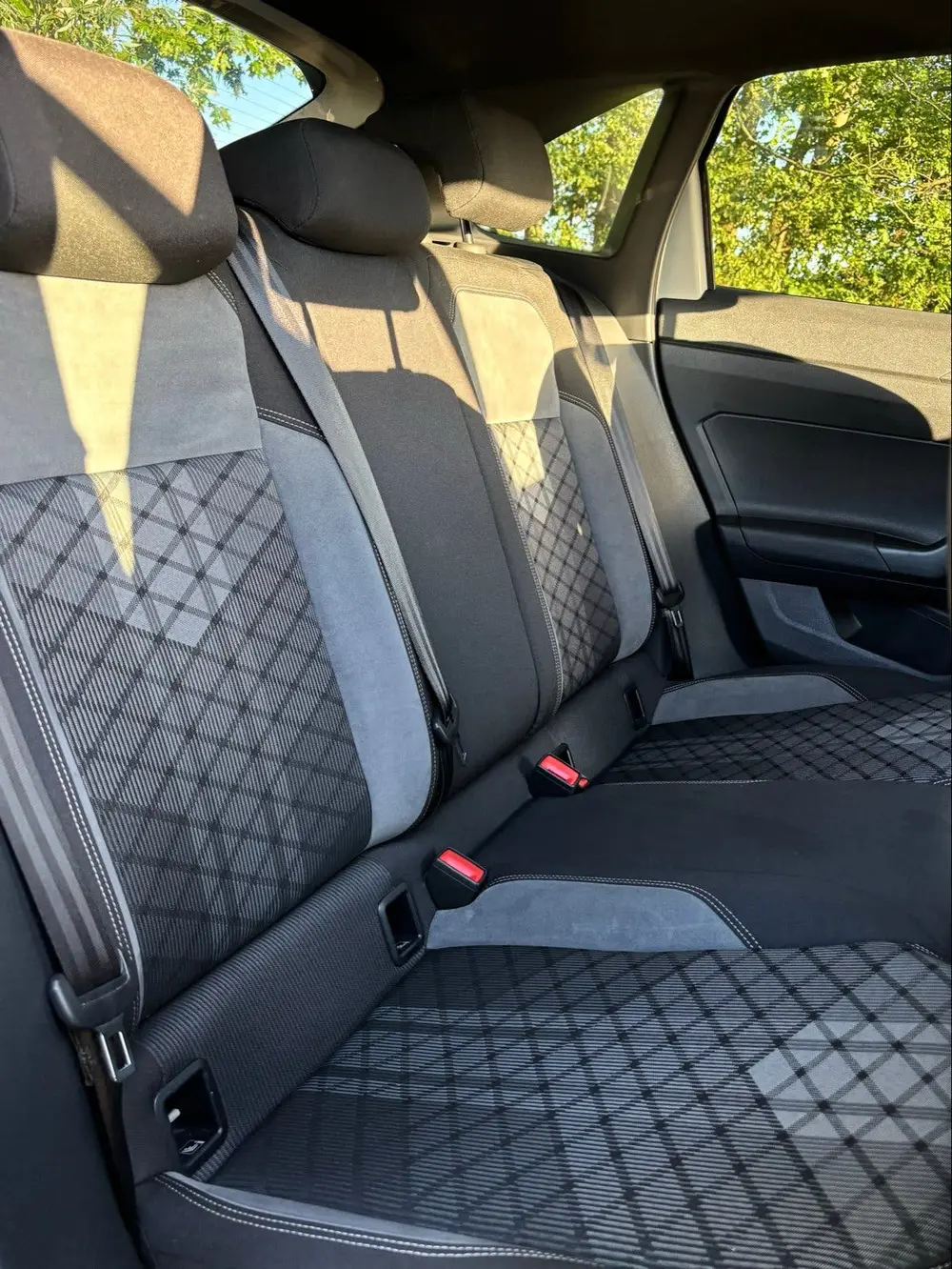 Volkswagen Taigo R-line 1.5 TSI 150pk Dsg-7 2023 uit 2023, foto 6