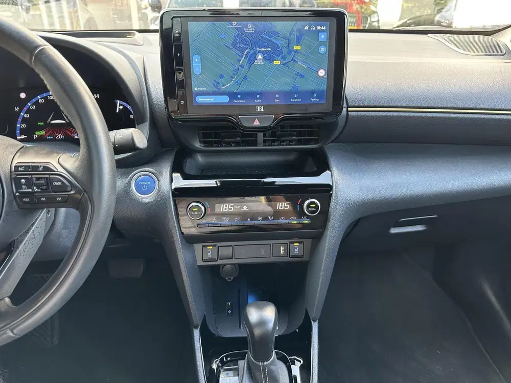 Toyota Yaris Cross 1.5 Hybrid Adventure uit 2023, foto 12
