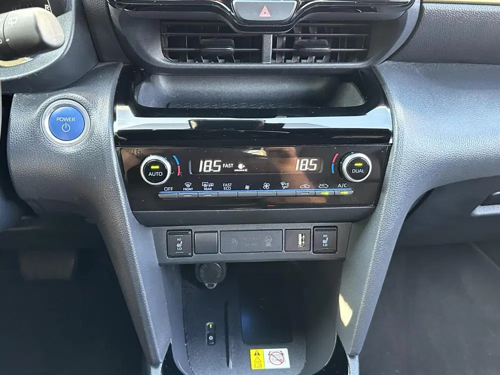 Toyota Yaris Cross 1.5 Hybrid Adventure uit 2023, foto 18