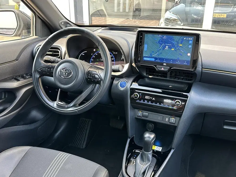 Toyota Yaris Cross 1.5 Hybrid Adventure uit 2023, foto 8