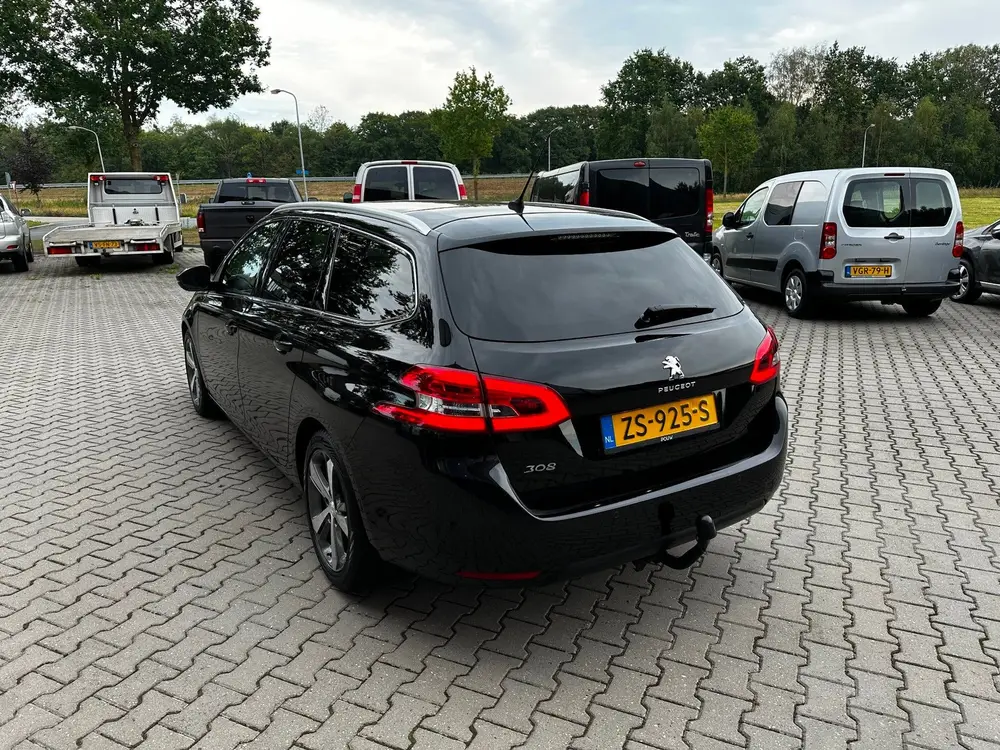Peugeot 308 1.5 BlueHDi Blue Lease Premium/Nieuwe Distr. uit 2019, foto 6