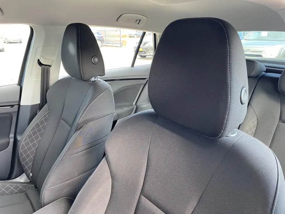 Skoda Scala 1.0 TSI Ambition App-Connect uit 2020, foto 14