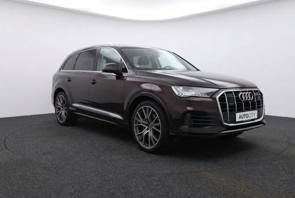 Audi Q7 55 TFSI e quattro S Line Velgen l Pano l L uit 2022