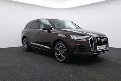 Audi Q7 55 TFSI e quattro S Line Velgen l Pano l L uit 2022