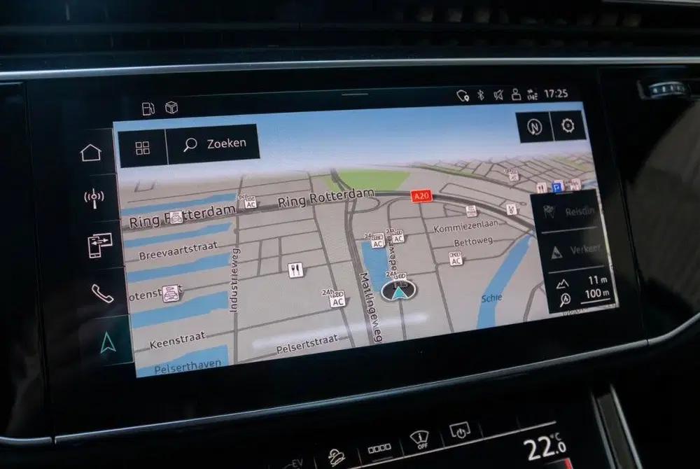 Audi Q7 55 TFSI e quattro S Line Velgen l Pano l L uit 2022, foto 16