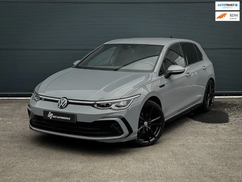 Volkswagen Golf 1.5 eTSI R-Line Business, IQ Lights, ACC Tra uit 2021