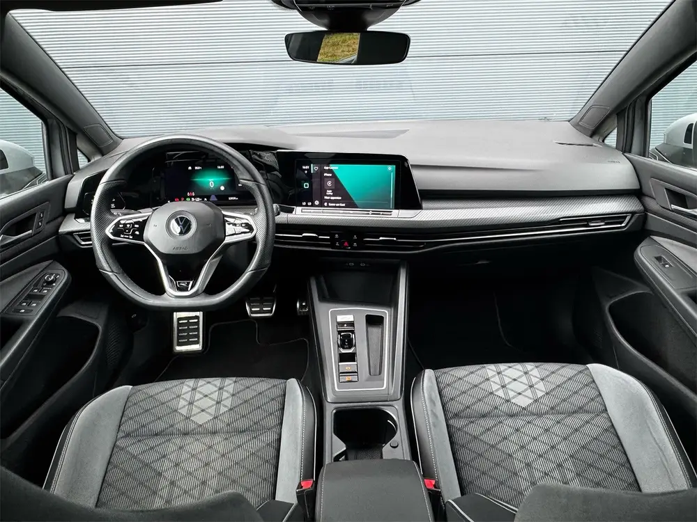 Volkswagen Golf 1.5 eTSI R-Line Business, IQ Lights, ACC Tra uit 2021, foto 12