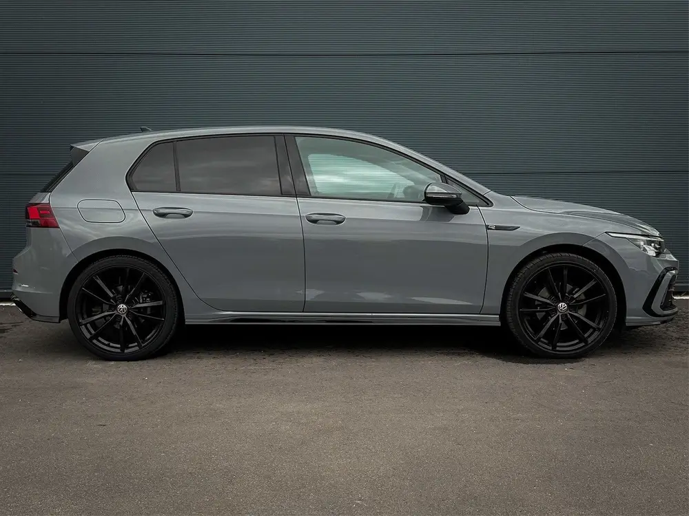 Volkswagen Golf 1.5 eTSI R-Line Business, IQ Lights, ACC Tra uit 2021, foto 3