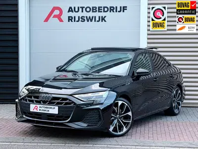 Audi A3 35 TFSI S-Line Pano uit 2024