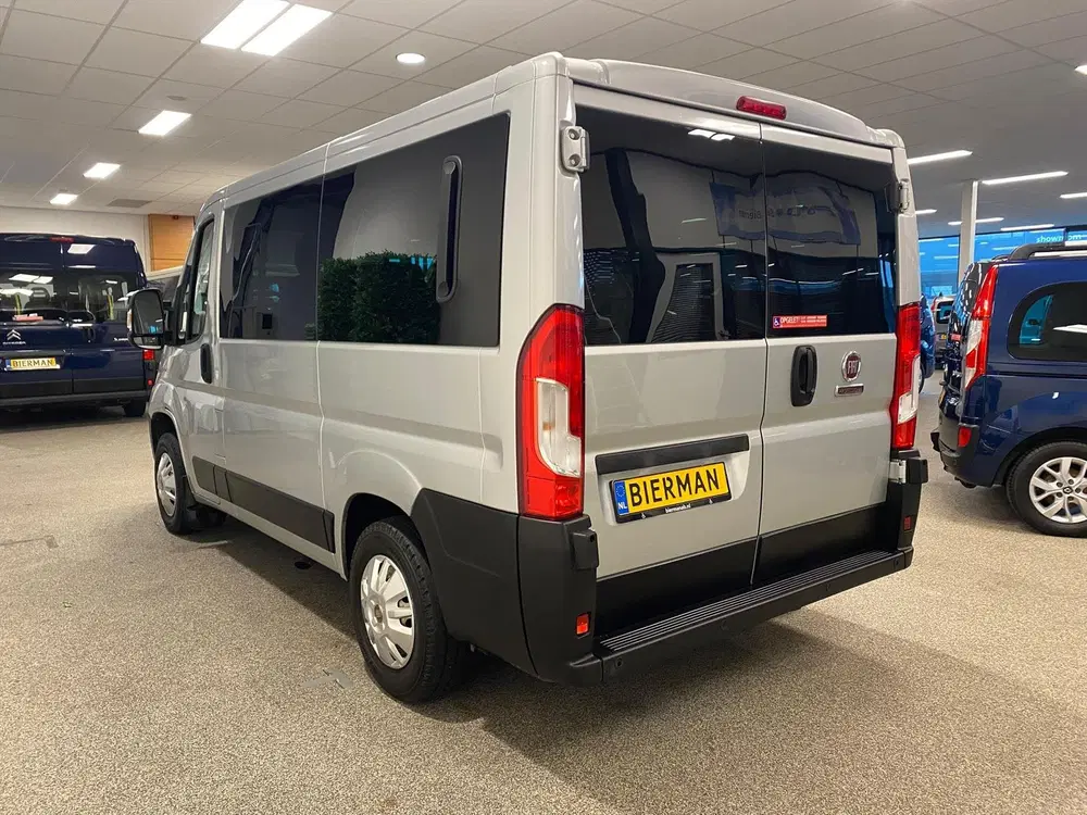 Fiat Ducato L1H1 Rolstoelbus Rolstoel voorin uit 2020, foto 15