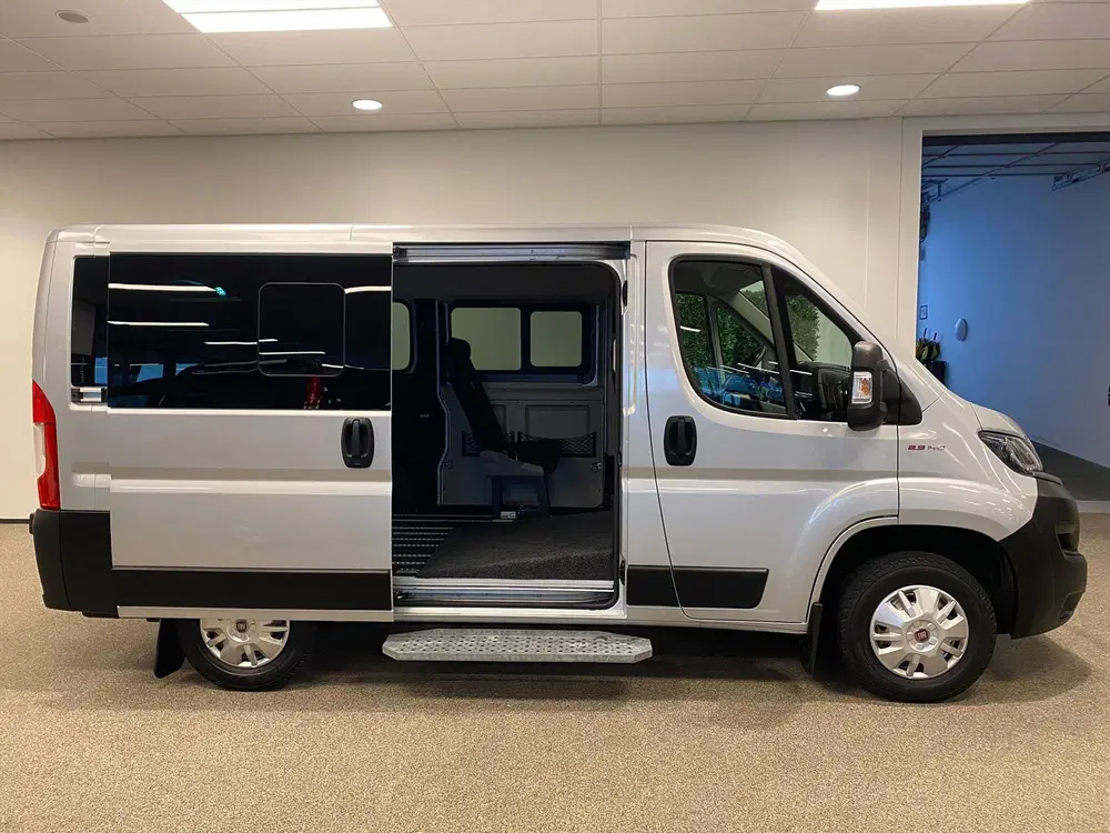 Fiat Ducato L1H1 Rolstoelbus Rolstoel voorin uit 2020, foto 7