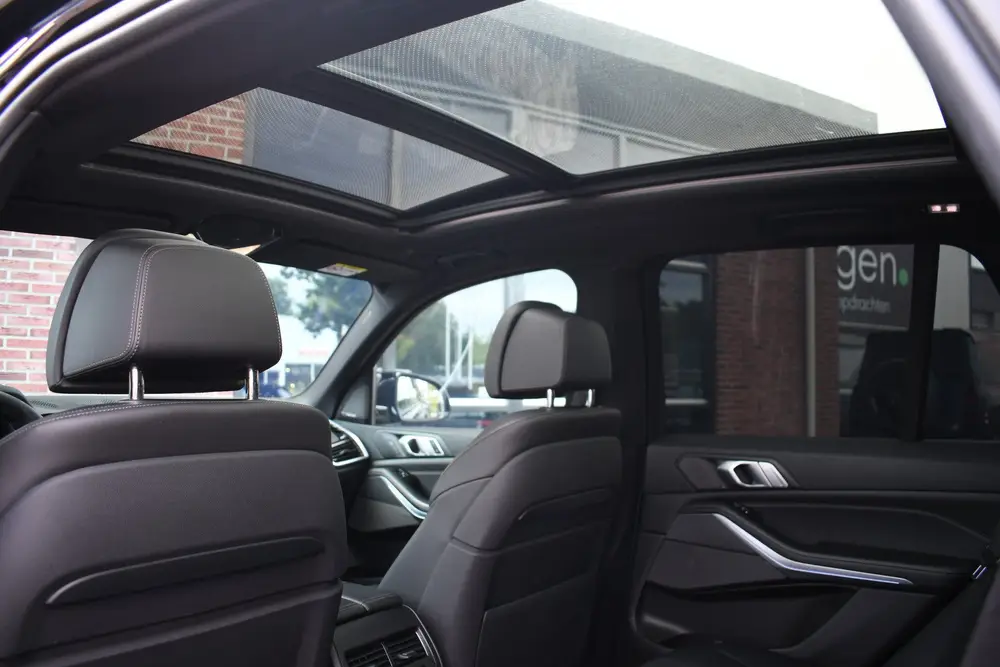 BMW X5 xDrive30d M-Sport Skylounge Comf-seat H/K Trekh HUD uit 2019, foto 17