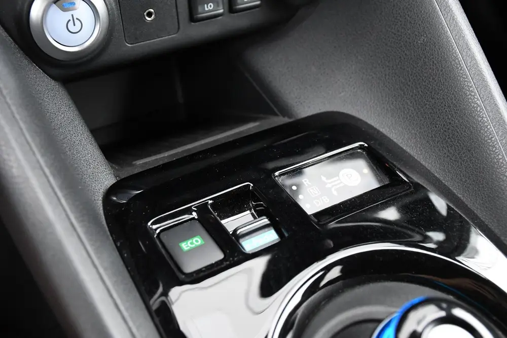 Nissan Leaf Tekna 40 kWh Stuurverwarming Led SOH 93% uit 2019, foto 19