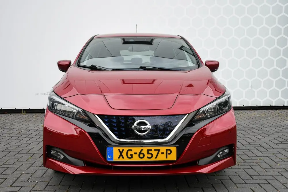 Nissan Leaf Tekna 40 kWh Stuurverwarming Led SOH 93% uit 2019, foto 2