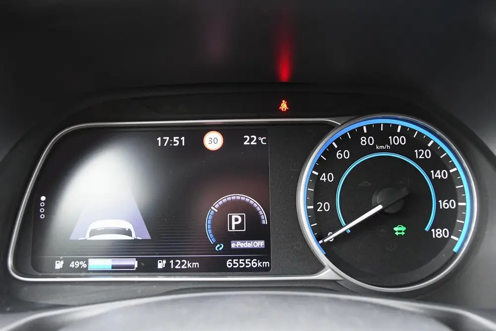 Nissan Leaf Tekna 40 kWh Stuurverwarming Led SOH 93% uit 2019, foto 20