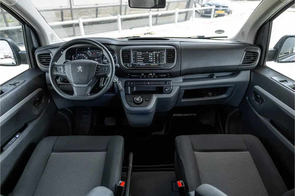 Peugeot Expert 2.0 BlueHDI 180 Long Premium DC uit 2022, foto 14