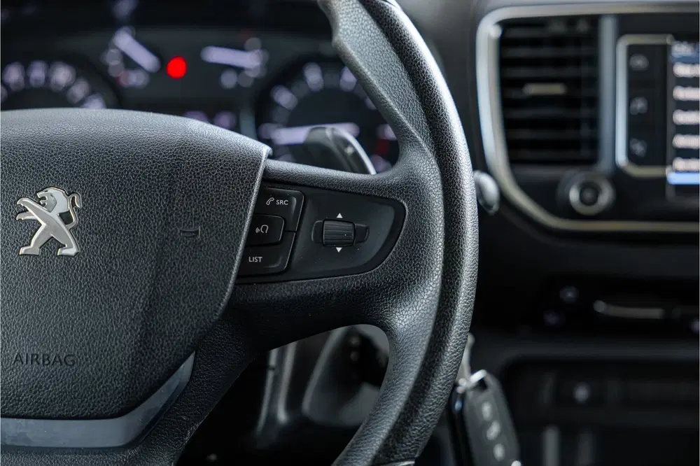 Peugeot Expert 2.0 BlueHDI 180 Long Premium DC uit 2022, foto 18