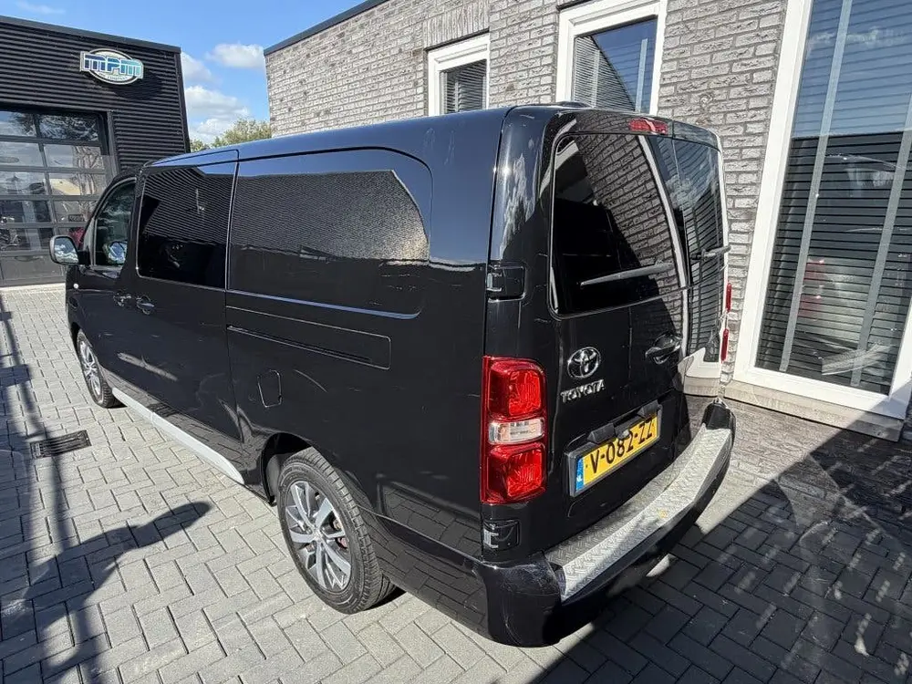 Toyota Proace Worker 2.0 D-4D Crea.L Dubbel Cabine| 6-BAK| 2 uit 2019, foto 3