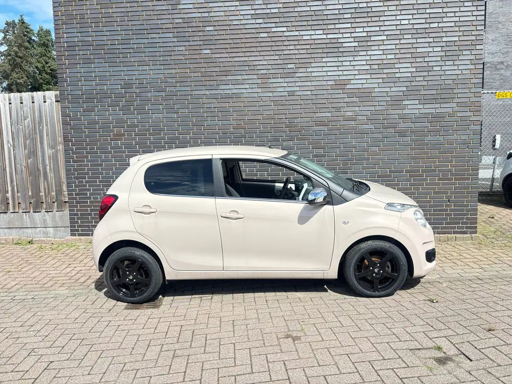 Citroën C1 1.0 VTi 72PK 5D 2020 Airco pdc zeer luxe uit 2020, foto 2