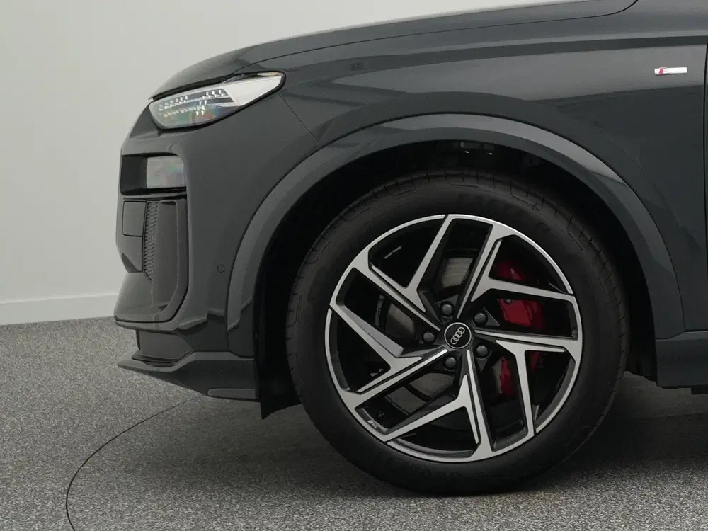 Audi Q6 e-tron S edition 83 kWh 252pk uit 2025, foto 7