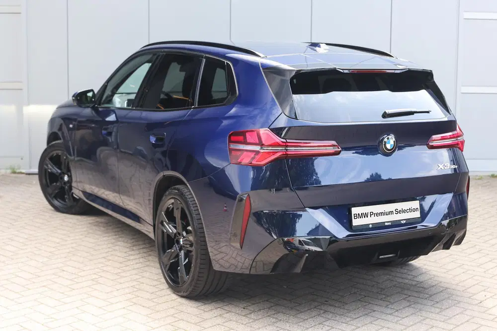 BMW X3 30e xDrive M Sport Automaat uit 2025, foto 2