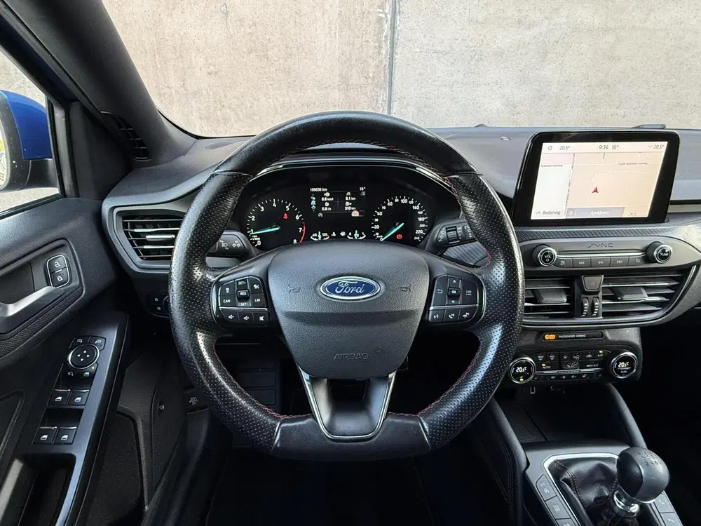 Ford Focus 1.0 EcoBoost ST Line Business uit 2019, foto 20