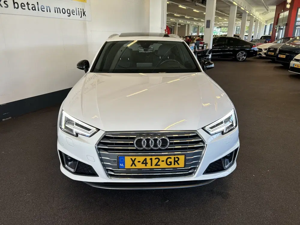 Audi A4 45 TFSI Sport S line black edition 245PK uit 2019, foto 4