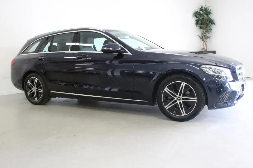 Mercedes-Benz C-Klasse 160 Business Solution uit 2019, foto 2