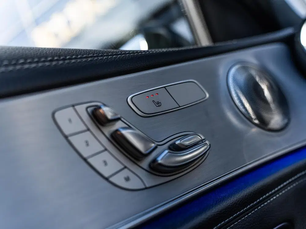 Mercedes-Benz E-Klasse E200 AMG Line uit 2021, foto 14