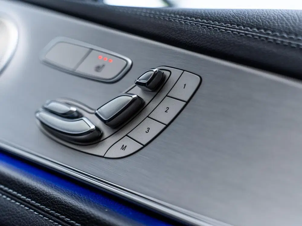 Mercedes-Benz E-Klasse E200 AMG Line uit 2021, foto 17