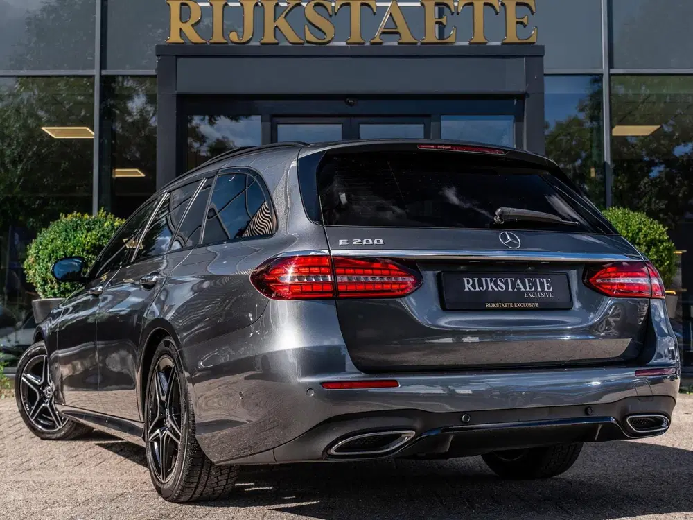 Mercedes-Benz E-Klasse E200 AMG Line uit 2021, foto 9