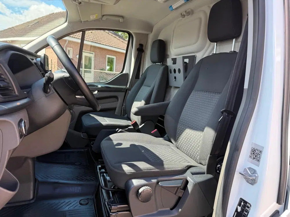Ford Transit Custom 300 2.0 TDCI Trend 2x schuifdeur camera uit 2019, foto 10